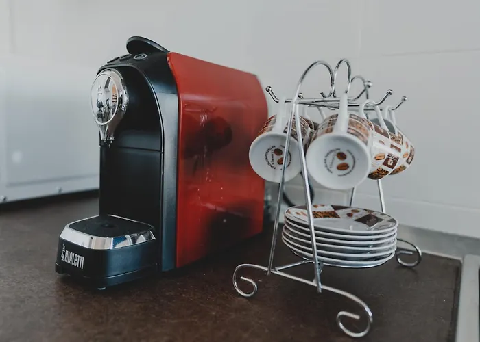 Wood Exclusive With Free Parking דירה ראבנה